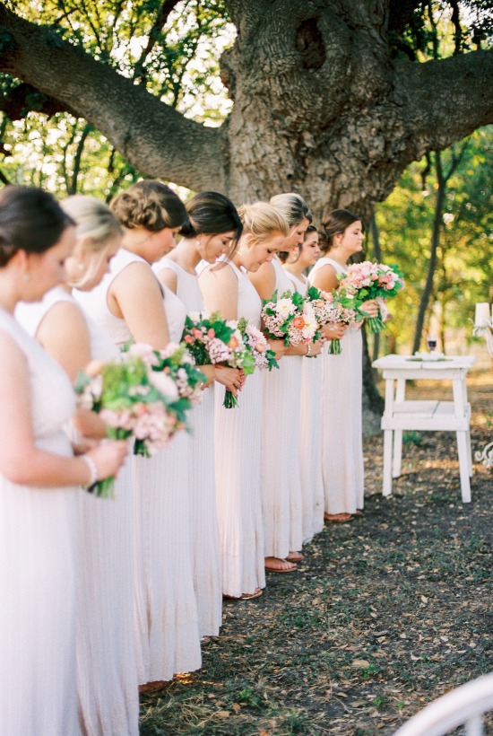 beautiful-be-yourself-barn-wedding