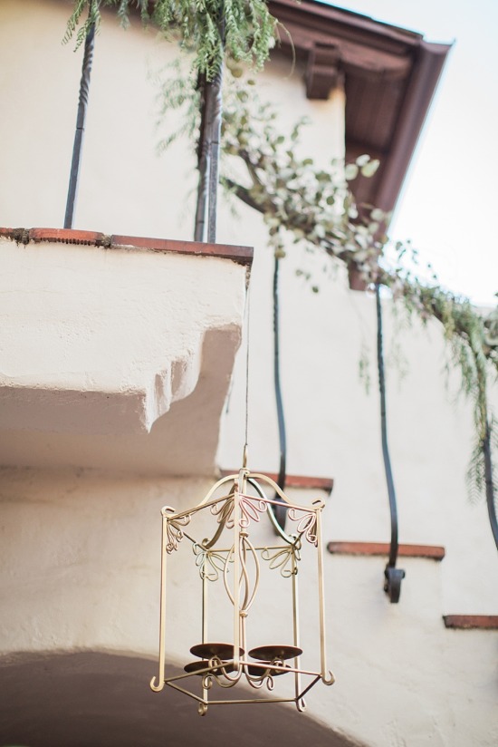bohemian-elegance-long-distance-wedding