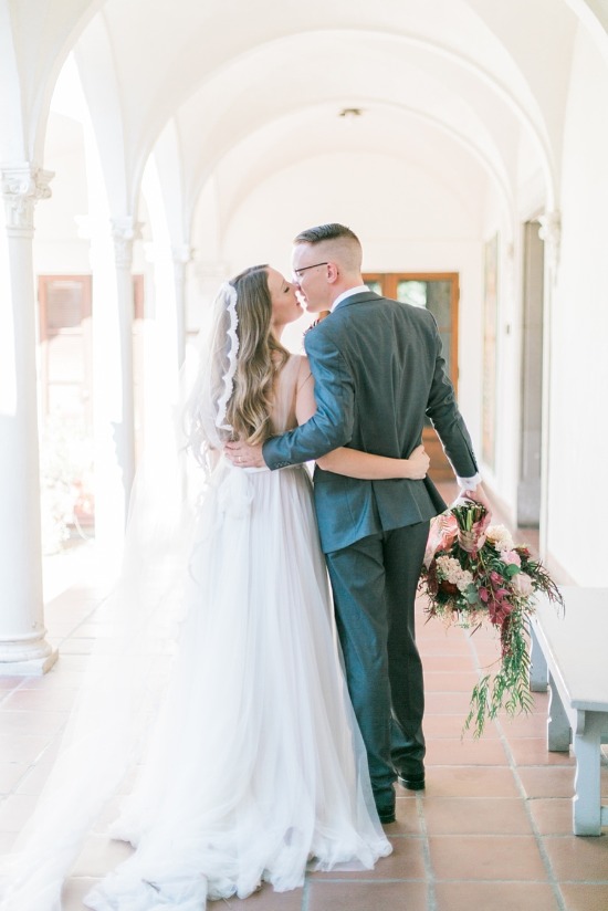 bohemian-elegance-long-distance-wedding