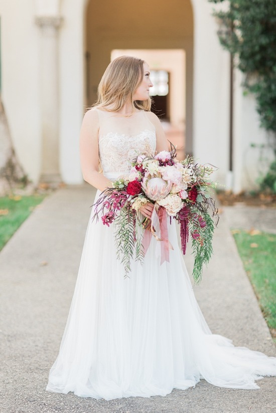 bohemian-elegance-long-distance-wedding