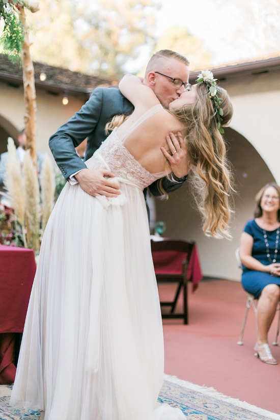 bohemian-elegance-long-distance-wedding