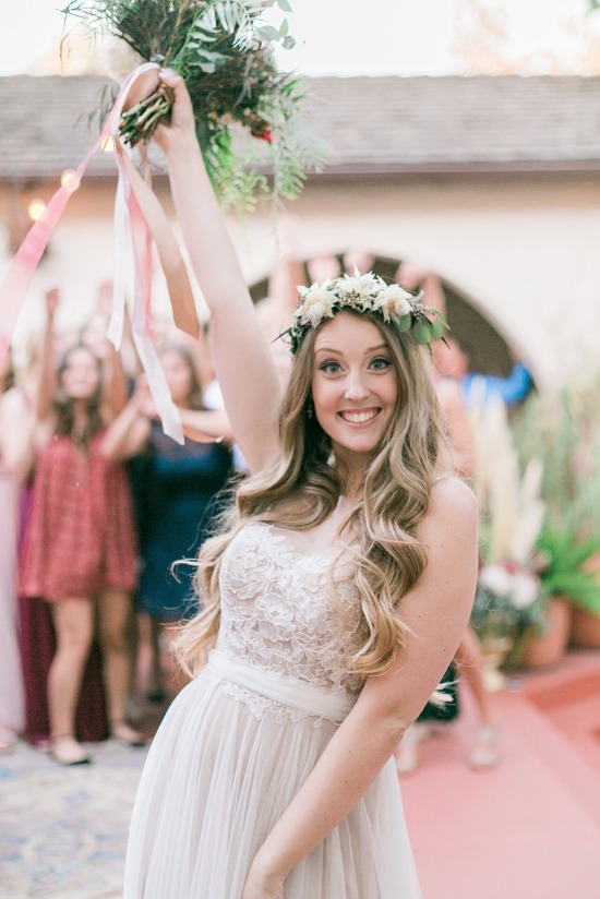 bohemian-elegance-long-distance-wedding
