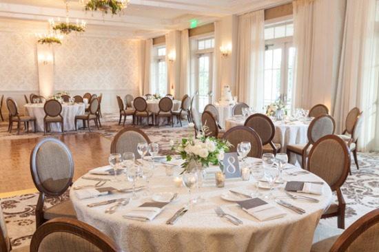 carmel-white-and-green-wedding
