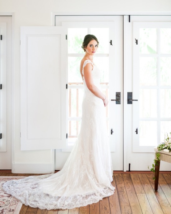 carmel-white-and-green-wedding