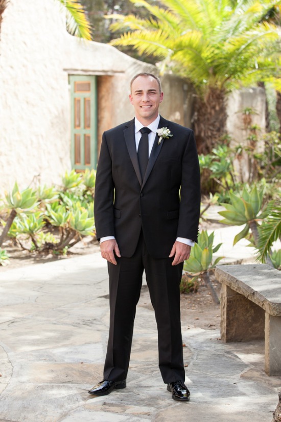 carmel-white-and-green-wedding