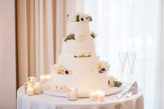 carmel-white-and-green-wedding