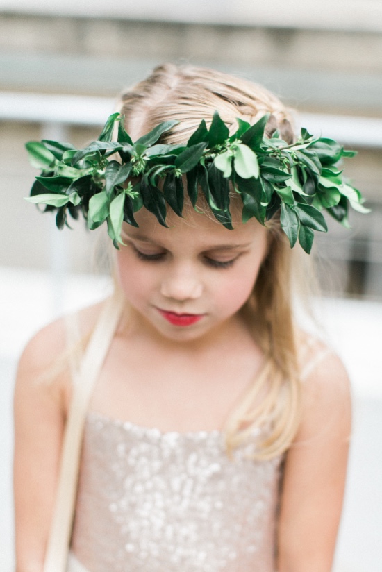 chic-gold-black-and-magenta-wedding