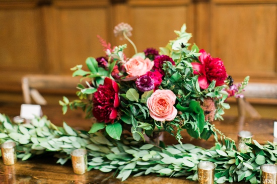 chic-gold-black-and-magenta-wedding