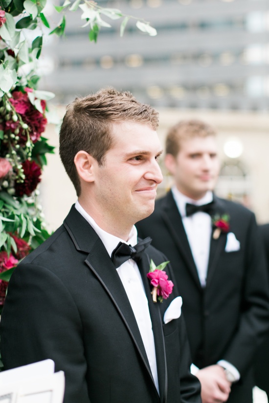chic-gold-black-and-magenta-wedding