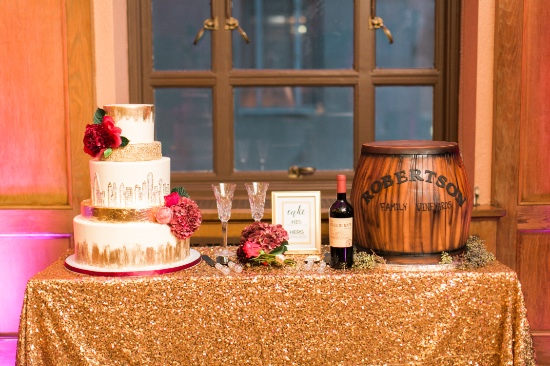 chic-gold-black-and-magenta-wedding