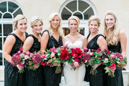 chic-gold-black-and-magenta-wedding