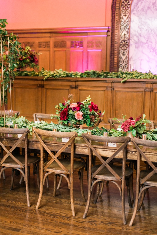 chic-gold-black-and-magenta-wedding
