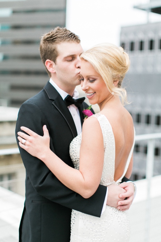 chic-gold-black-and-magenta-wedding