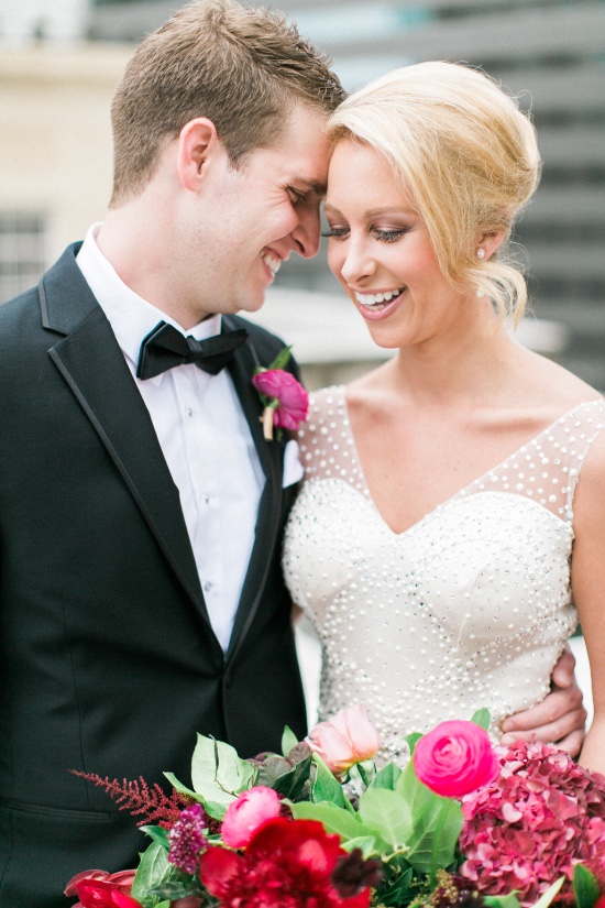 chic-gold-black-and-magenta-wedding