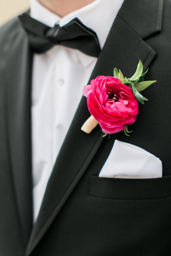 chic-gold-black-and-magenta-wedding