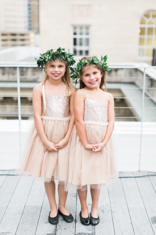 chic-gold-black-and-magenta-wedding