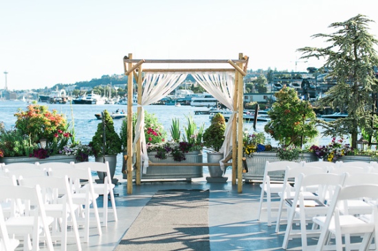get-married-on-a-boat-in-seattle