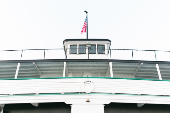 get-married-on-a-boat-in-seattle