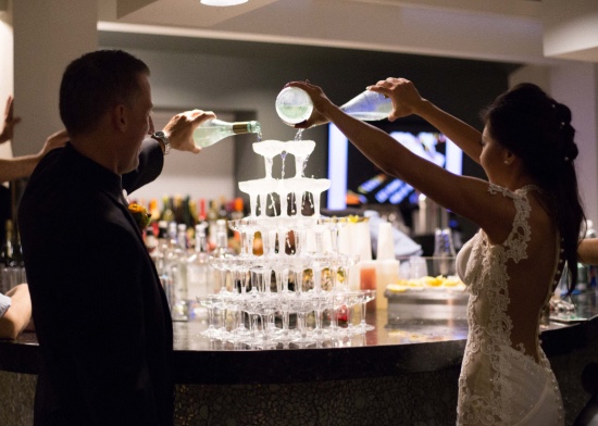 glammed-up-vegas-wedding
