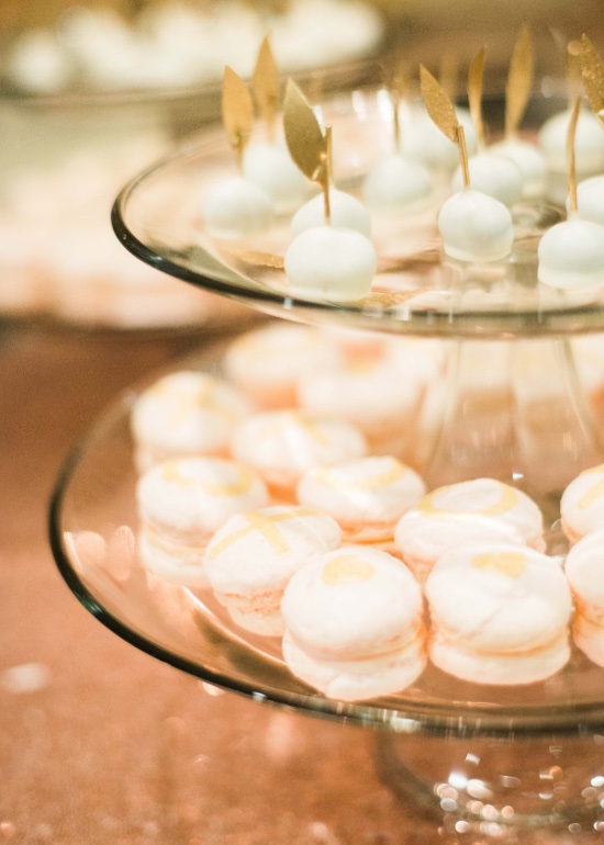 glammed-up-vegas-wedding