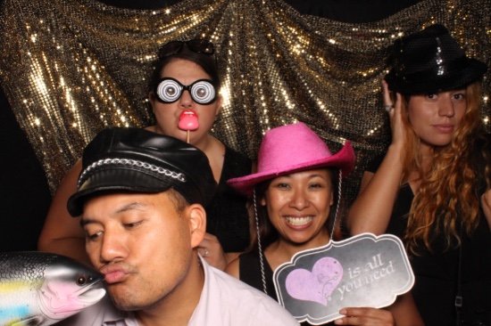 glammed-up-vegas-wedding