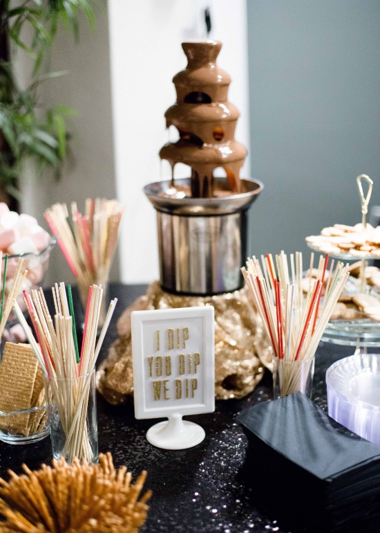 glammed-up-vegas-wedding