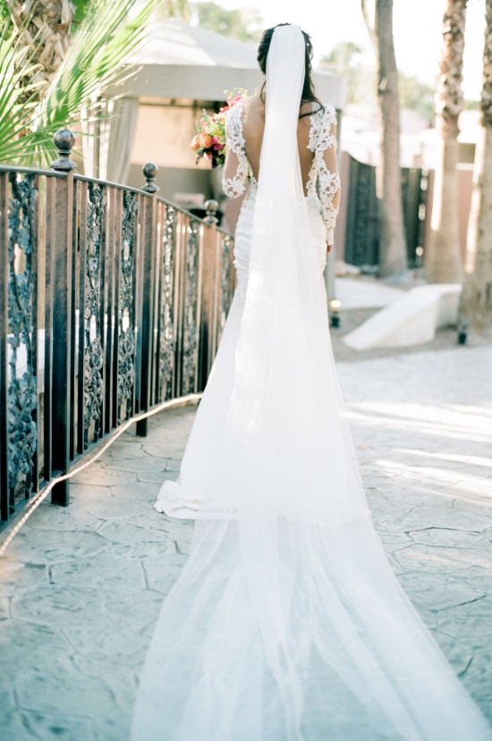 glammed-up-vegas-wedding