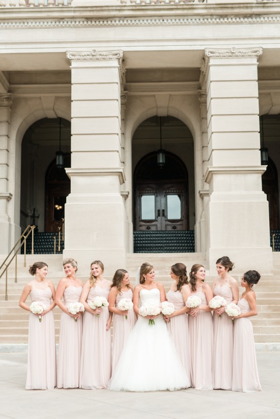 lovely-pink-and-ivory-wedding