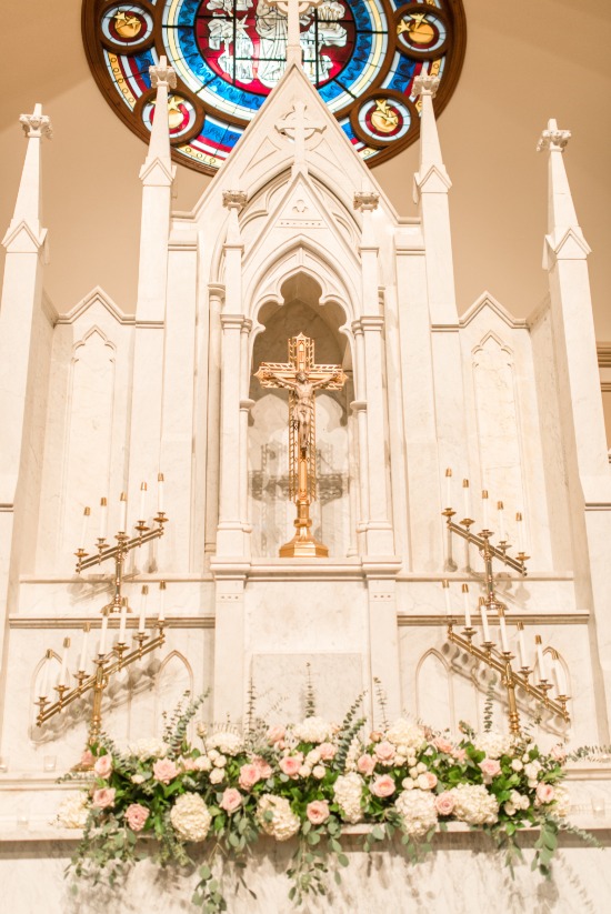 lovely-pink-and-ivory-wedding