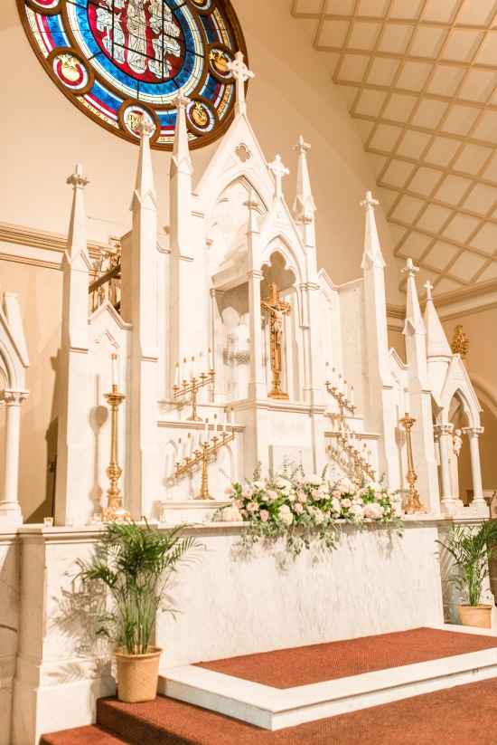 lovely-pink-and-ivory-wedding