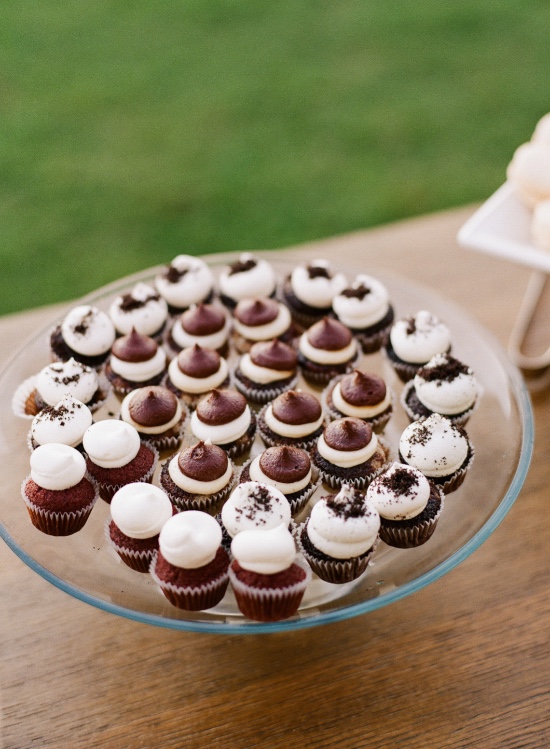 pretty-perfect-polo-wedding