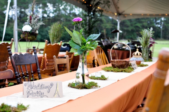 rustic-vintage-red-barn-wedding