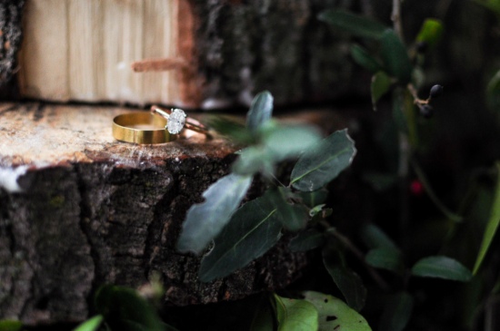 rustic-vintage-red-barn-wedding