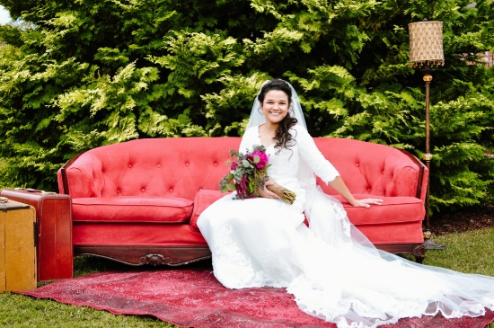 rustic-vintage-red-barn-wedding