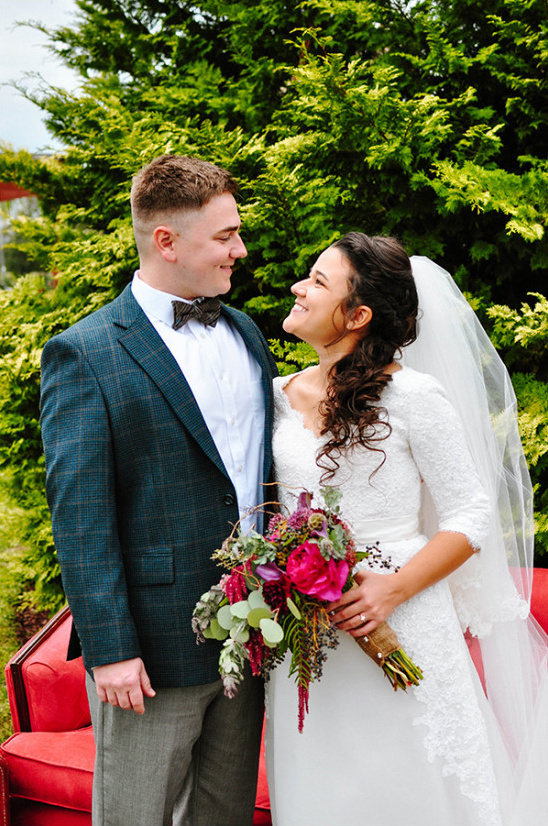 Rustic Vintage Red Barn Wedding