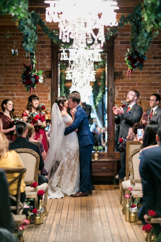 shades-of-blue-and-red-wedding