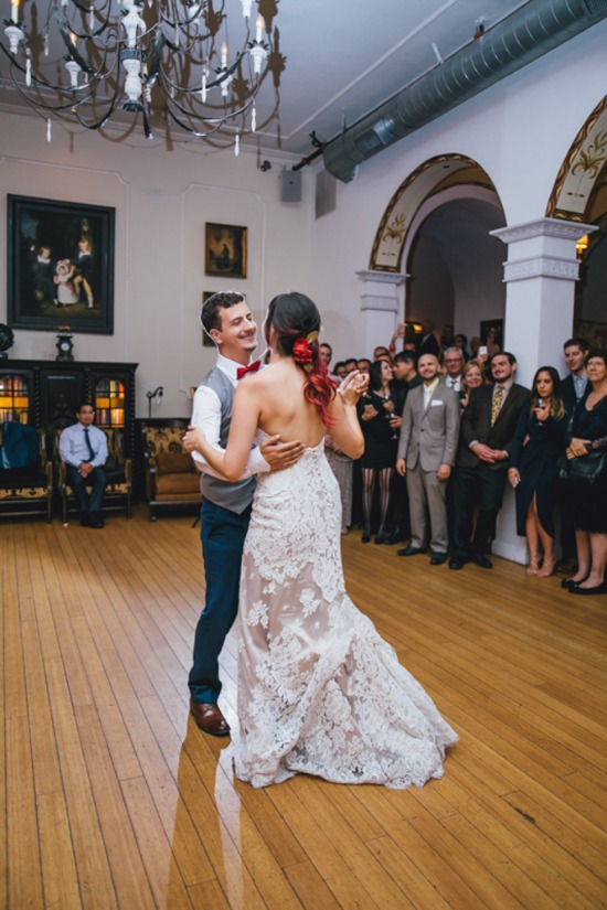 shades-of-blue-and-red-wedding