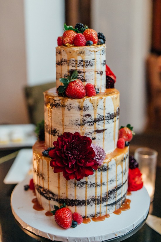 shades-of-blue-and-red-wedding