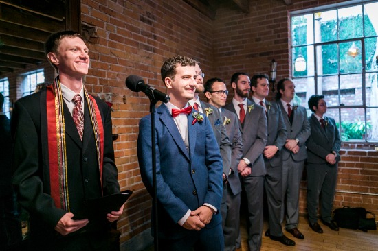 shades-of-blue-and-red-wedding