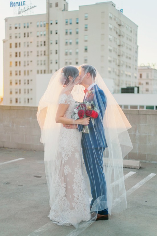 shades-of-blue-and-red-wedding