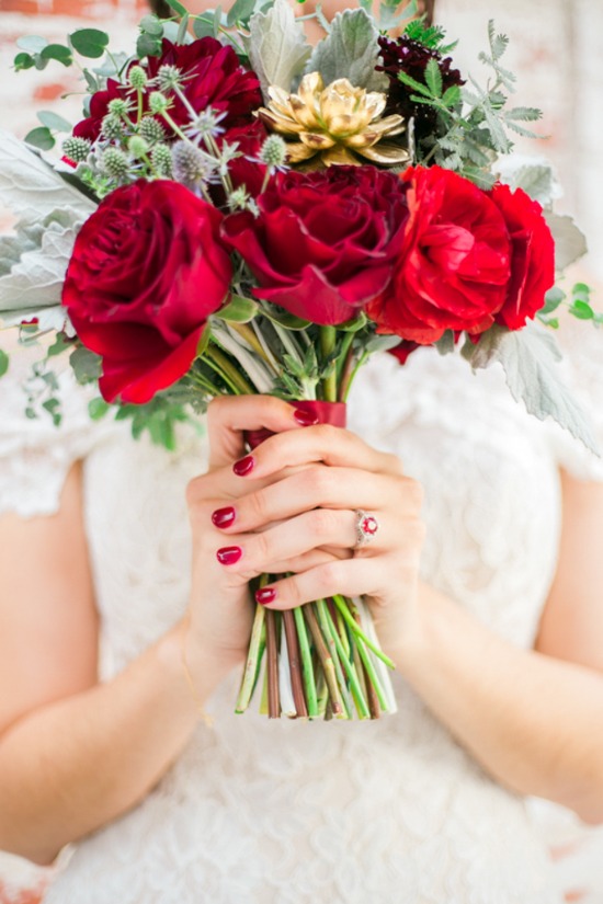 shades-of-blue-and-red-wedding