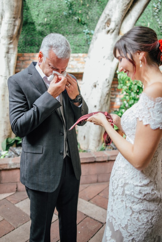 shades-of-blue-and-red-wedding