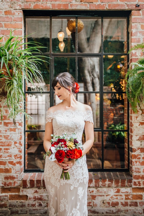 shades-of-blue-and-red-wedding