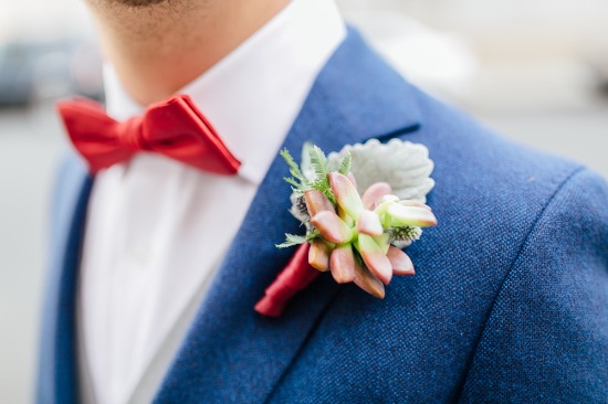 shades-of-blue-and-red-wedding