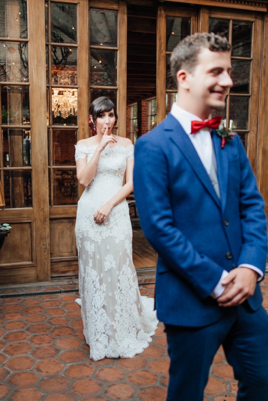 shades-of-blue-and-red-wedding