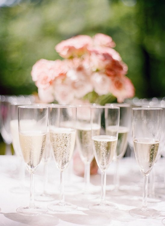 champagne toasts @weddingchicks