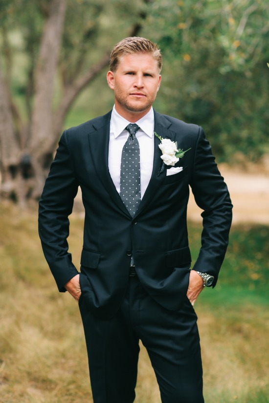 white-and-black-elegant-wedding