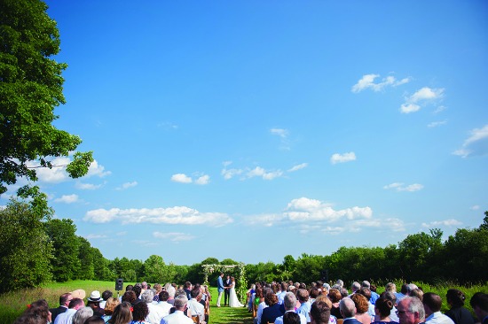 charming-country-chic-wedding