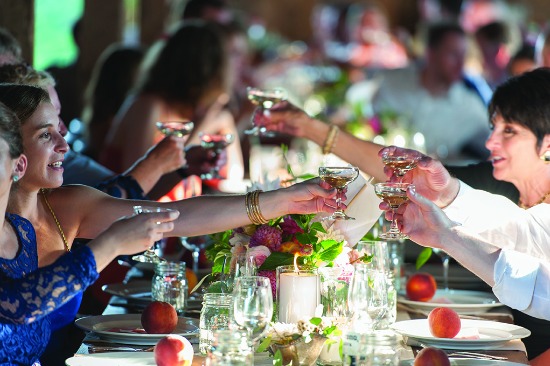 charming-country-chic-wedding