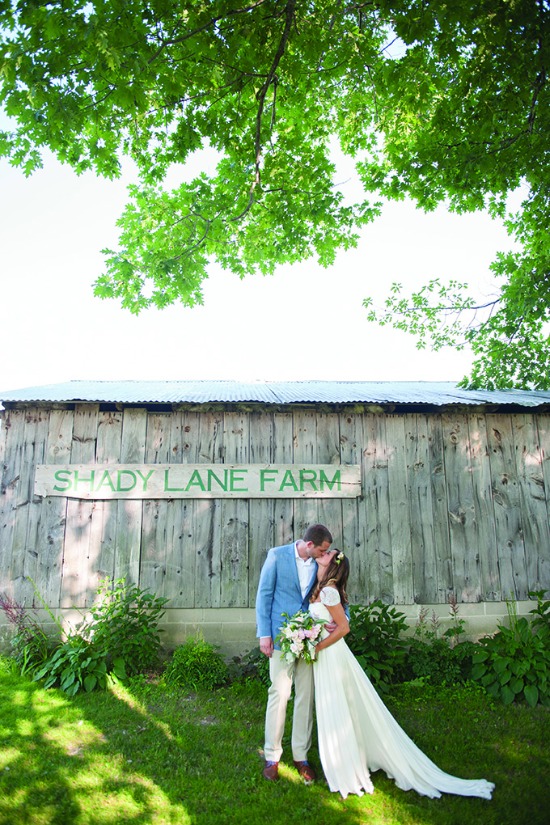charming-country-chic-wedding